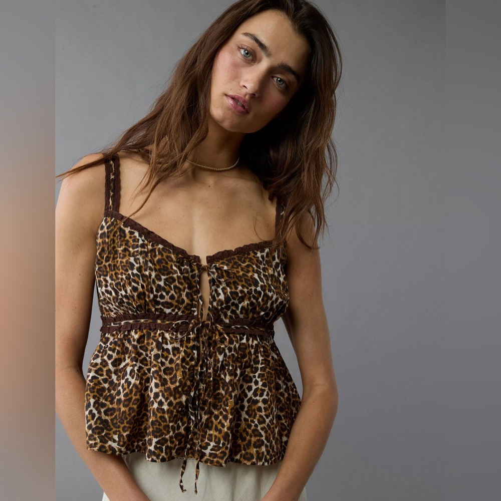 Leopard Flyaway Midriff Top